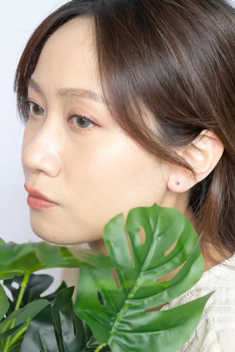 倫敦藍托帕石925純銀迷你小寶石轉珠耳環