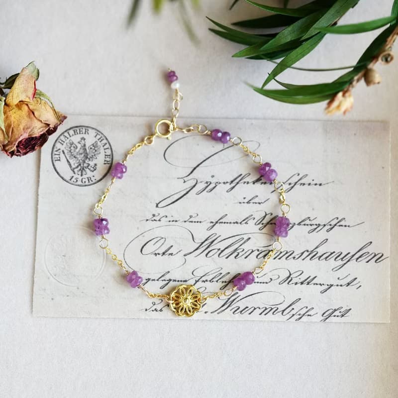 数量限定 金木犀とピンクサファイアのブレスレット 9月誕生石