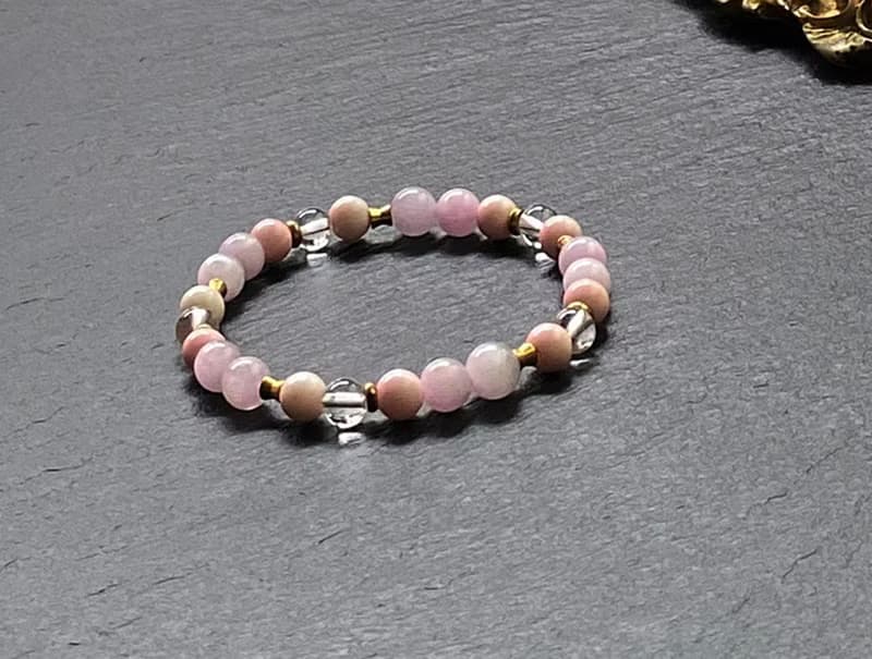 貓眼紫鋰輝石x夢幻女王貝x白水晶 黃銅手鍊 聚集正能量 提升魅力