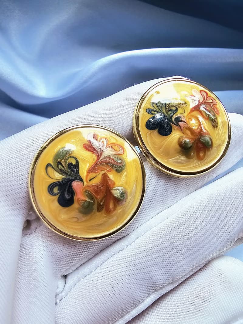 米杏混色彩釉復古夾式耳環/早期珠寶首飾/古著/西洋古董飾品