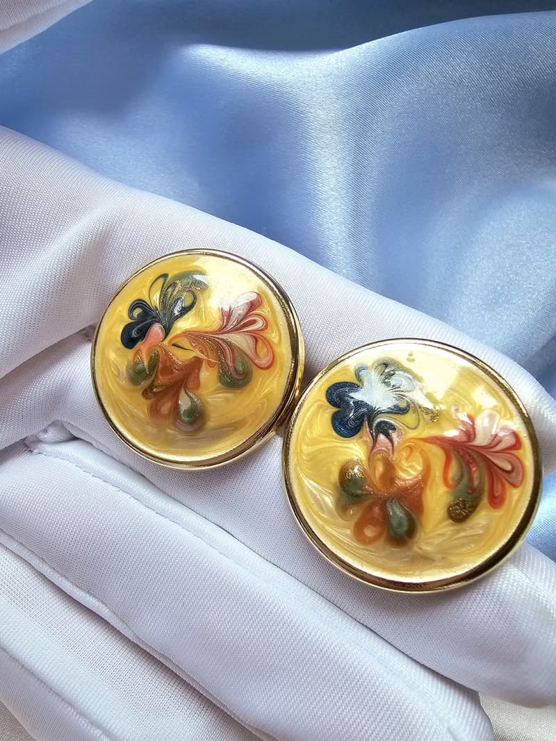 米杏混色彩釉復古夾式耳環/早期珠寶首飾/古著/西洋古董飾品