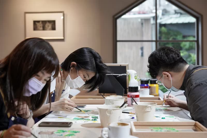 【體驗】IARTS 熱門原創透明系手繪框－植物系列 一人成行