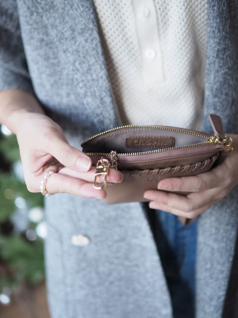 Pie (Wood rose) :  Multi-purpose bag, Leather wallet, pouch , Soft leather