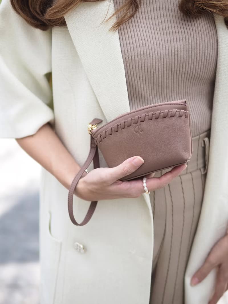 Pie (Wood rose) :  Multi-purpose bag, Leather wallet, pouch , Soft leather