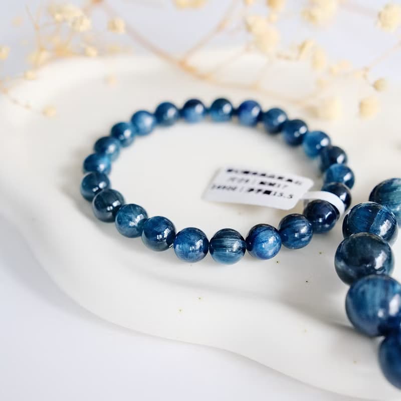 Amelia Jewelry丨破幻醒來丨藍晶石手串丨黑藍晶石丨知識思維靈氣