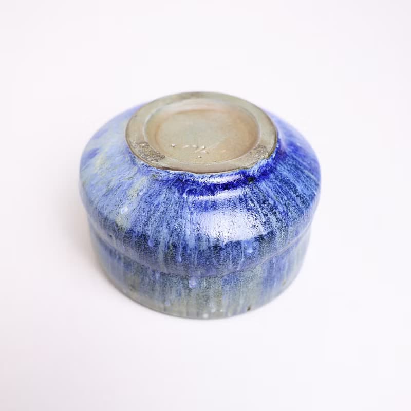 明芽窯 l 柴燒灰藍流釉鐵斑茶碗 藍 茶具 陶器 蒐藏品 陶藝品 H7