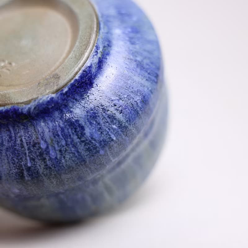 明芽窯 l 柴燒灰藍流釉鐵斑茶碗 藍 茶具 陶器 蒐藏品 陶藝品 H7