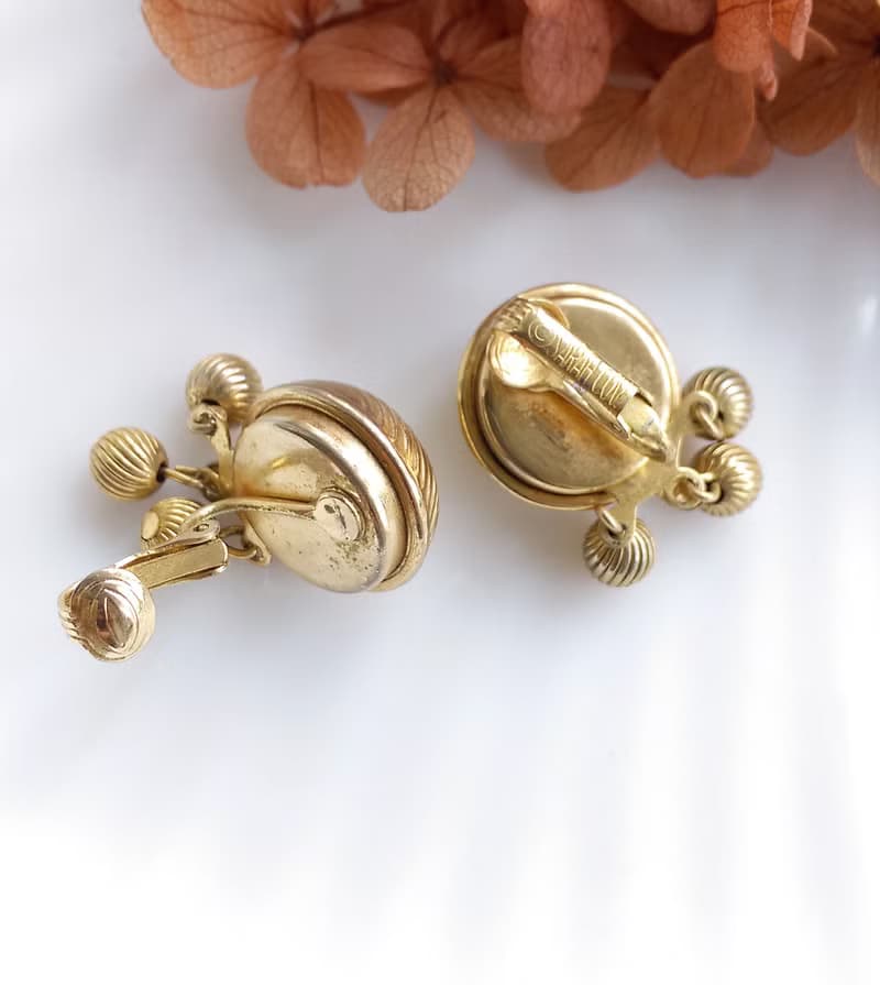 Vintage Jewelry  SARAH COV Golden Wardrobe 夾式耳環