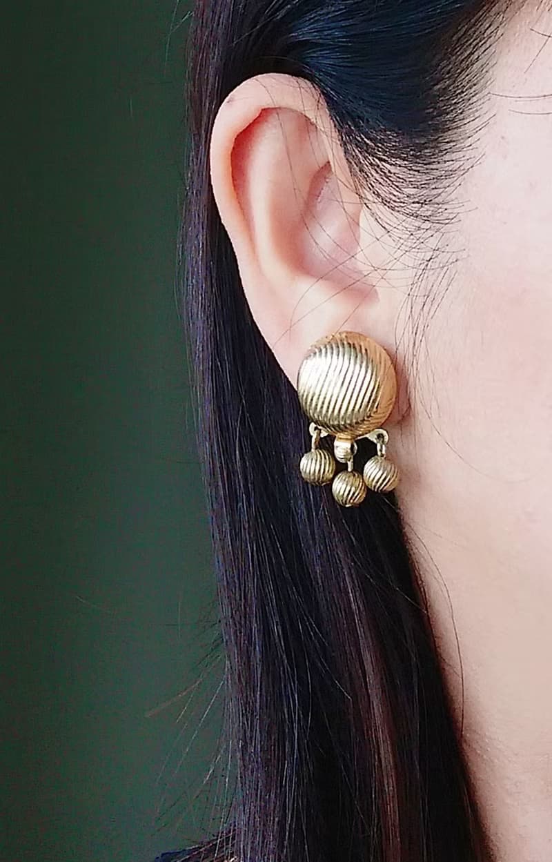 Vintage Jewelry  SARAH COV Golden Wardrobe 夾式耳環