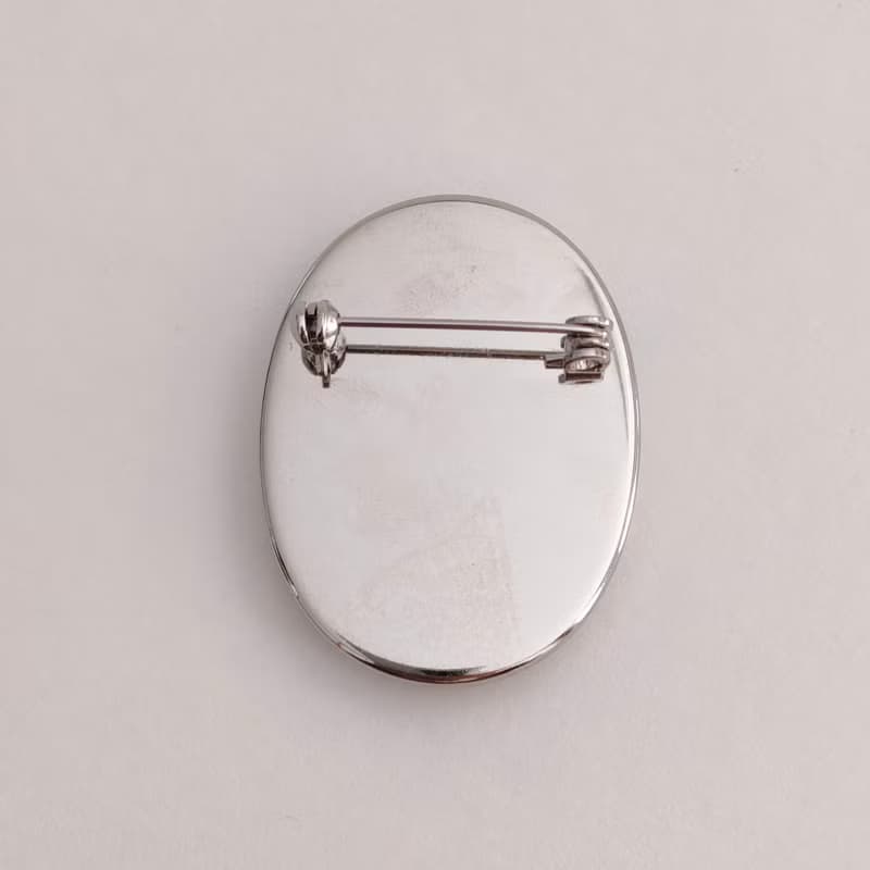 ピンクのチューリップ花束刺繍ブローチ