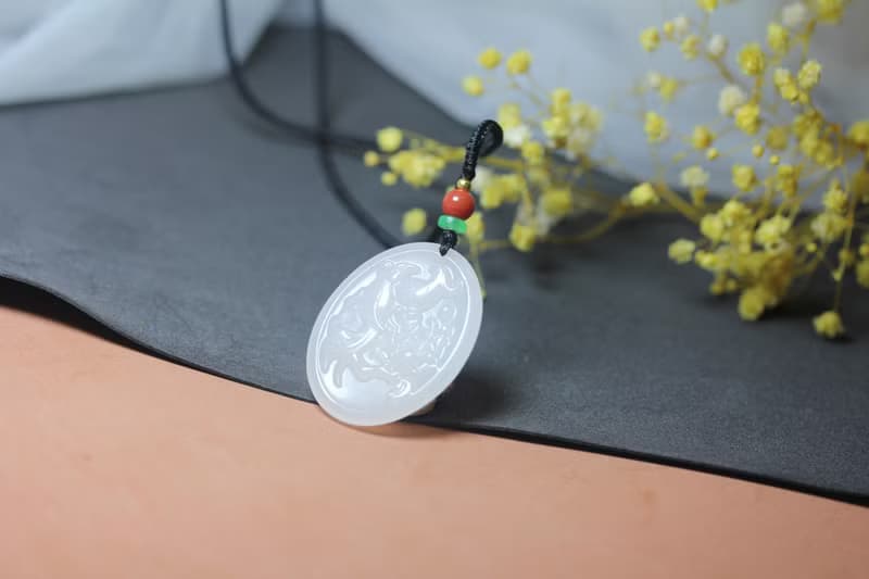 【喜上眉梢】吊墜 喜上枝頭掛件三彩玉 / 新婚情侶禮物項鏈