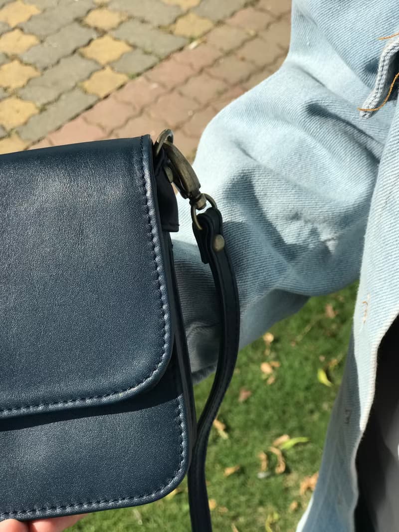 無印簡約 小方包 普魯士藍
