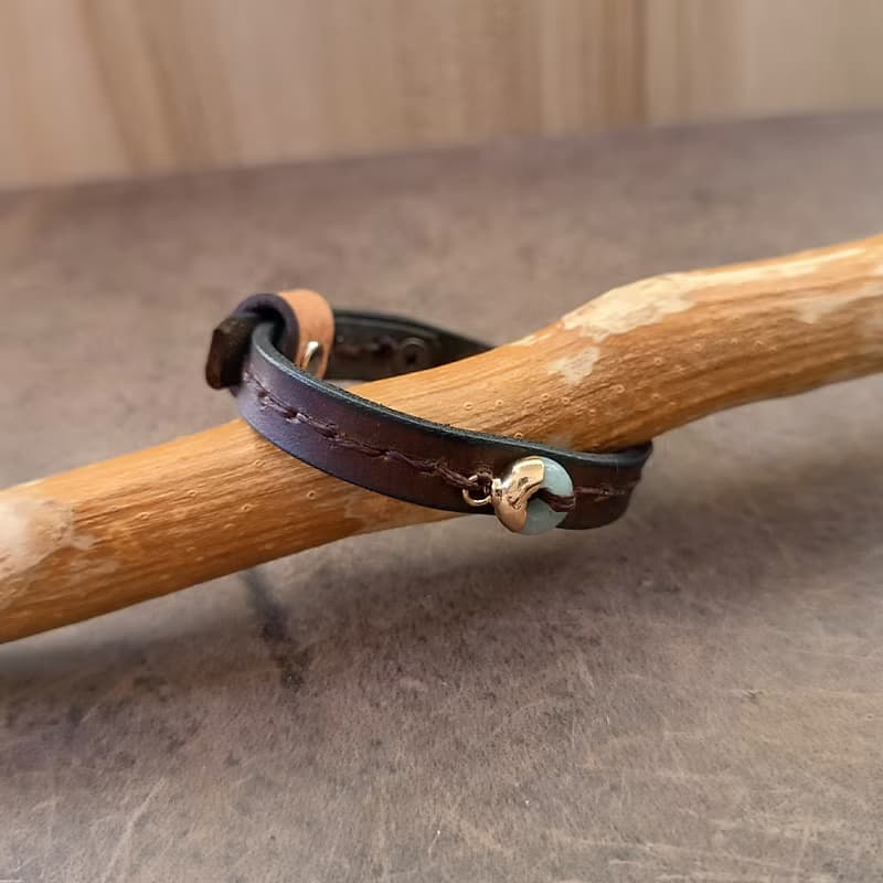 Aventurine Heartbeat  - Lucky Green Stone on Elegant Leather Bracelet, Unique