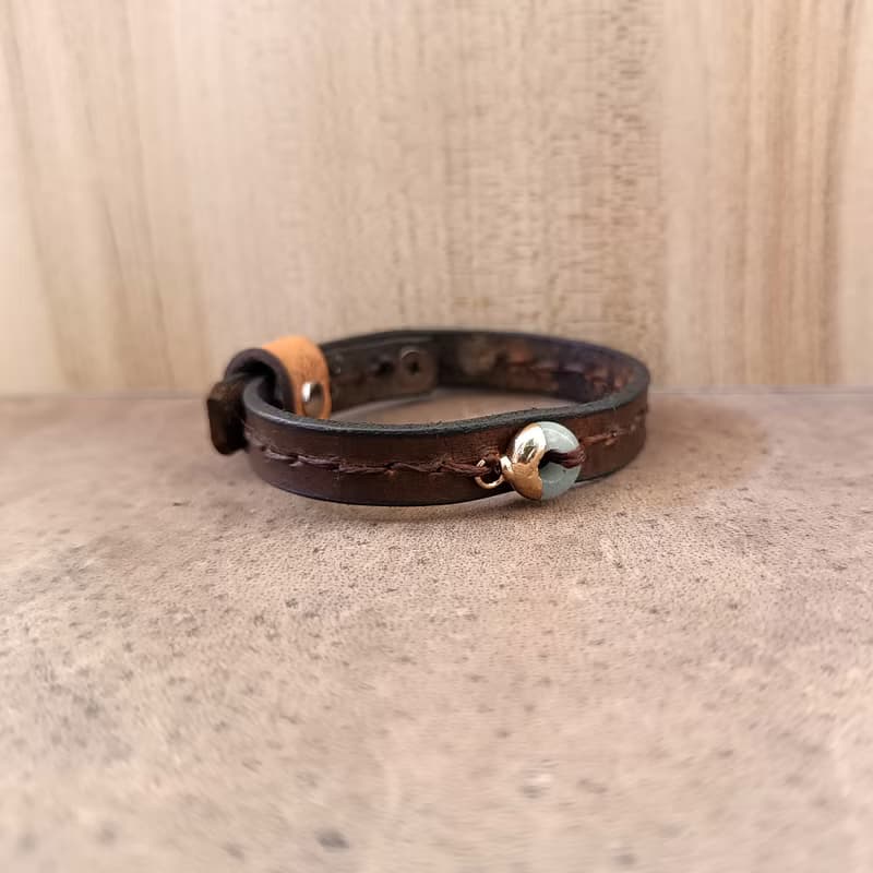 Aventurine Heartbeat  - Lucky Green Stone on Elegant Leather Bracelet, Unique