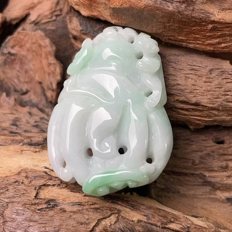 飄陽綠翡翠巧雕如意人蔘吊飾 | 天然緬甸玉翡翠A貨 | 送禮