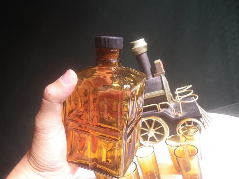 【老時光 OLD-TIME】早期二手台灣製蒸汽火車玻璃酒瓶酒杯組擺飾