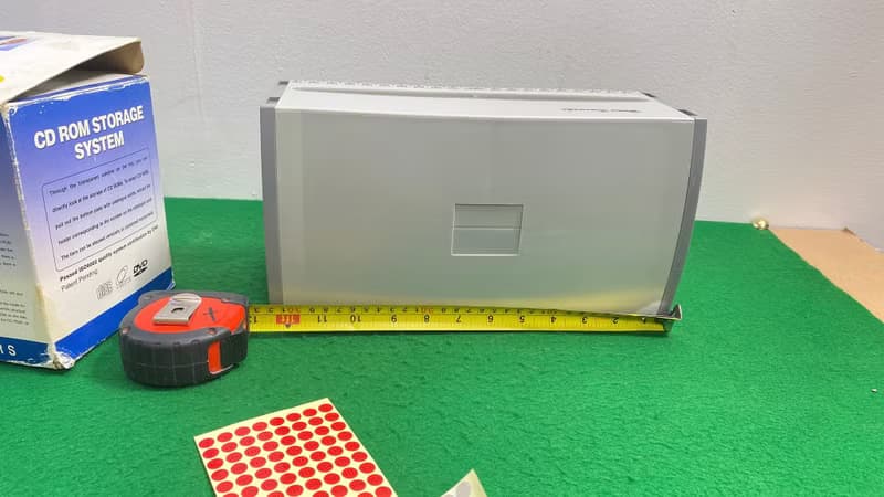 CD ROM 儲存系統組織器 CD ROM 全系列可容納 60 個 CD ROM