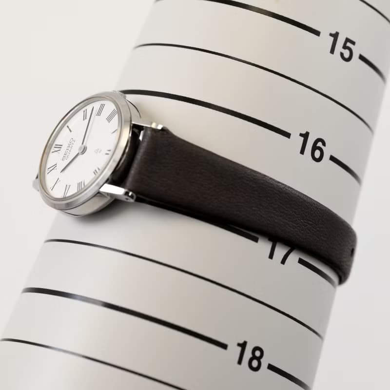 送料無料 SEIKO 女性用腕時計 クォーツ 製造1976年 24mm Round Roman Dial Ref43-0070 手錶 古董錶 復古手錶 日本直送