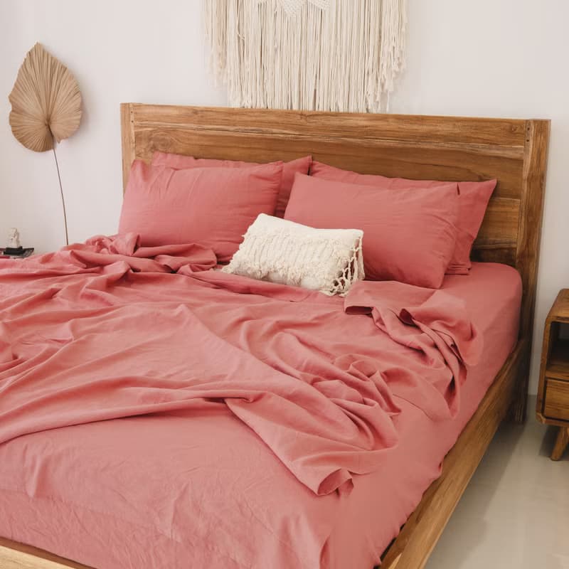 Rust pink linen fitted sheet / Softened linen bed sheet / Deep pocket