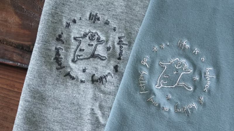 Balance 麻灰色 中性版刺繡Tee