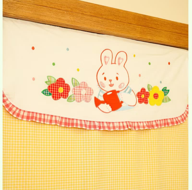 小兔子嗡嗡 80s復古昭和小兔子澆花門簾 刺繡布藝