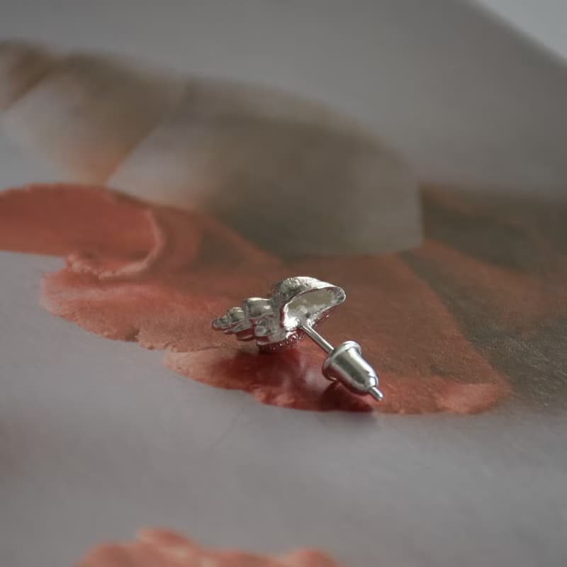 原創手作 海螺貝殼海洋生物粗紋螺純銀耳釘 一對