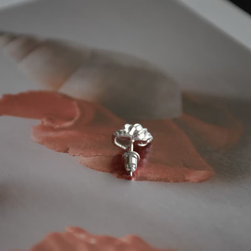 原創手作 海螺貝殼海洋生物粗紋螺純銀耳釘 一對