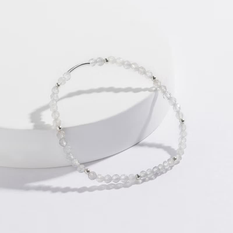 (紓壓+穩定情緒) 微光時刻 | 拉長石 S925純銀 | 天然水晶手鍊