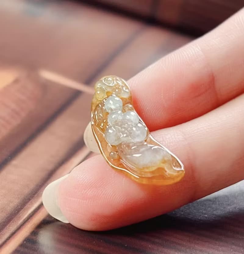 冰紅翡白肉巧雕翡翠蓮花 | 天然緬甸玉A貨翡翠 | 送禮