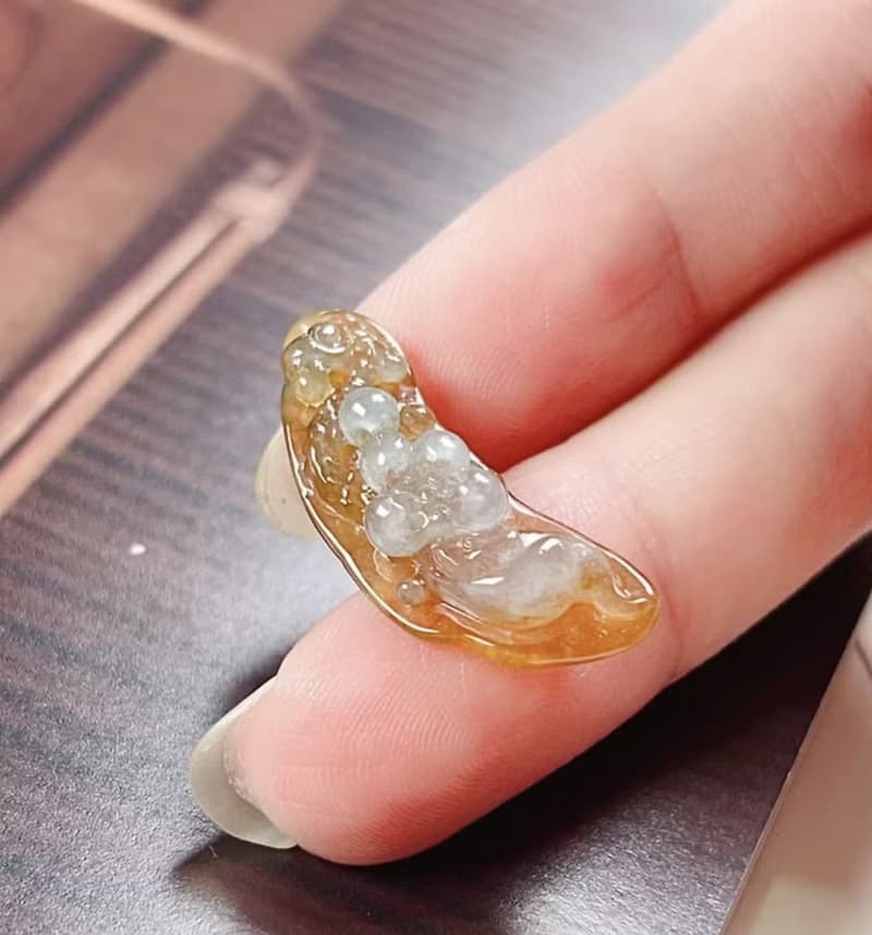 冰紅翡白肉巧雕翡翠蓮花 | 天然緬甸玉A貨翡翠 | 送禮