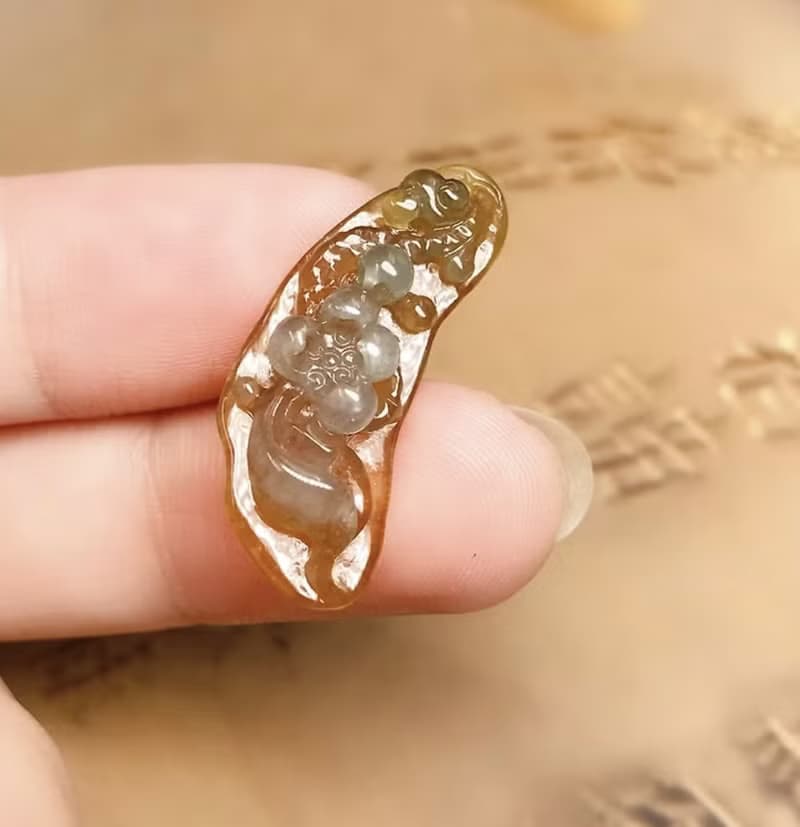 冰紅翡白肉巧雕翡翠蓮花 | 天然緬甸玉A貨翡翠 | 送禮