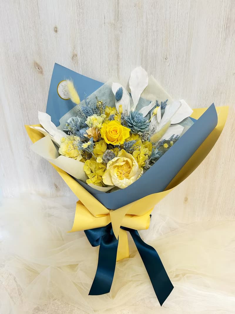 *希望* 畢業花束 授袍花束 畢業禮物 父親節花束 永生花束