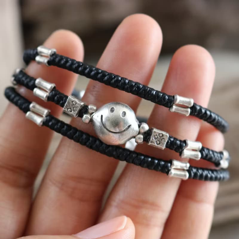 三圈手工編織蠟線手鍊搭配珠和吊飾泰銀 純銀笑臉手鍊 泰國手作