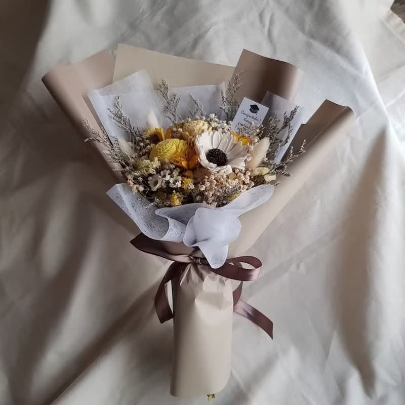 乾燥花蓪草向日葵花束|畢業 祝賀 生日 慶祝 學士帽 |M|粉藍黃紫