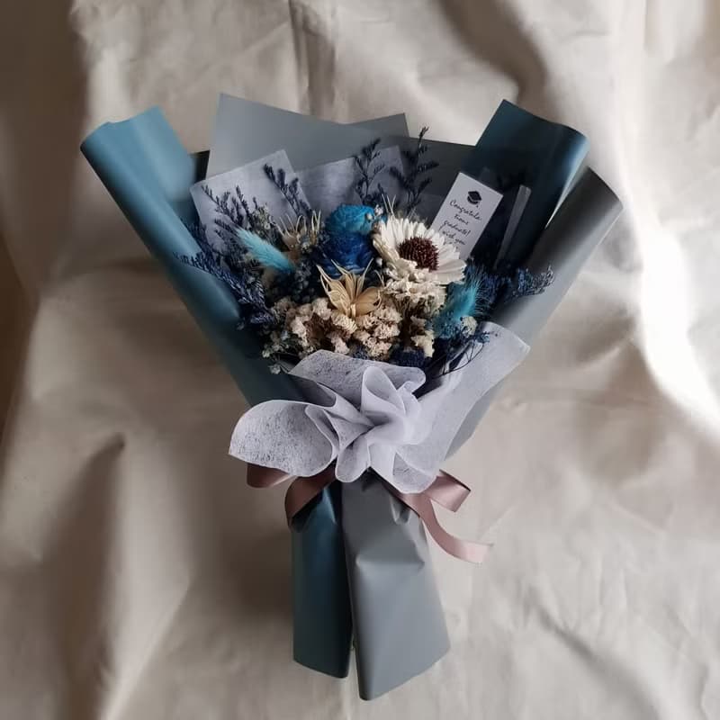 乾燥花蓪草向日葵花束|畢業 祝賀 生日 慶祝 學士帽 |M|粉藍黃紫