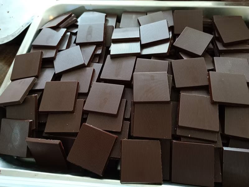CACAOinN現磨調溫鋁盒_100%純巧克薄片NT420優惠NT399純手工包裝