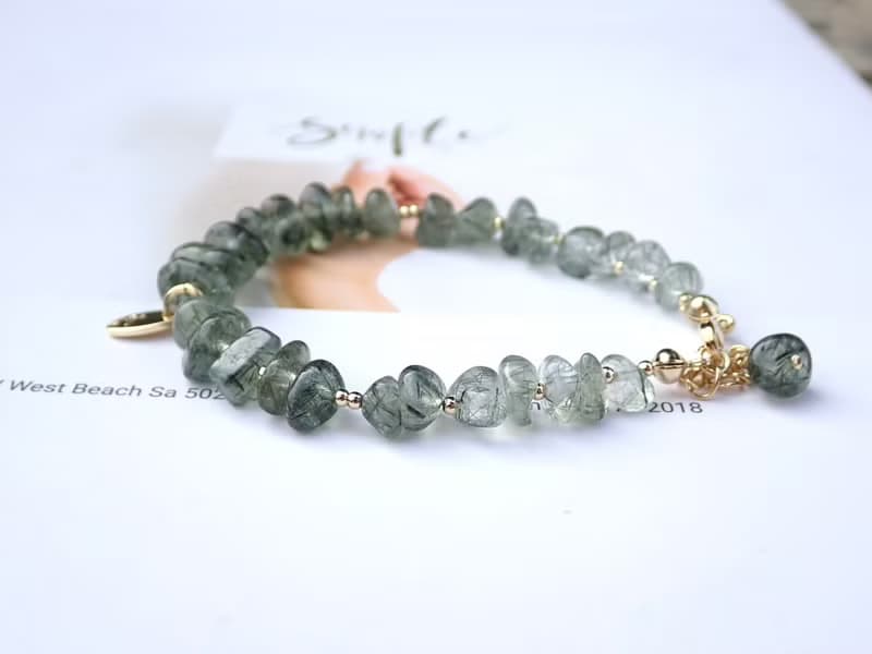 翠引豐盈/漸層綠髮晶隨型手鍊 水晶手鍊 手鍊 手鏈