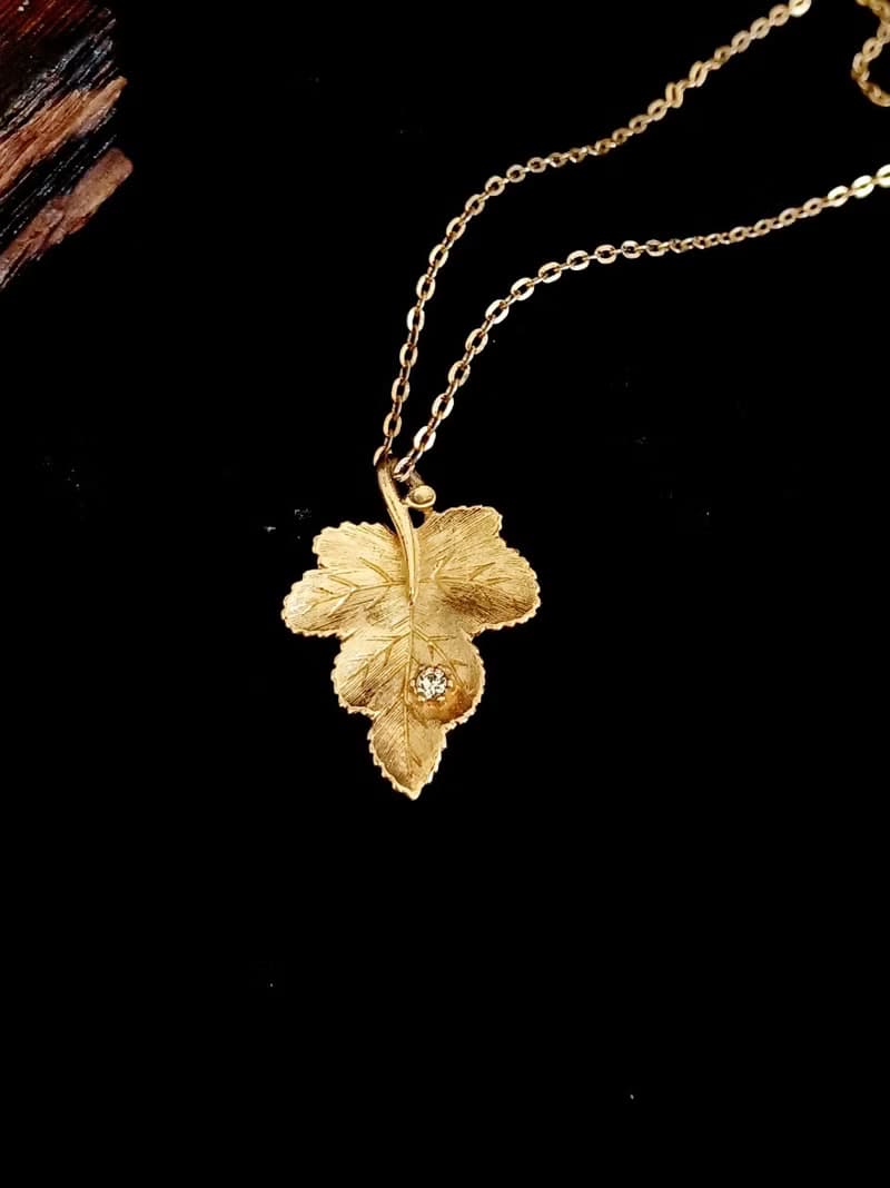 vintage jewelry AVON 典雅金葉萊茵 項鍊