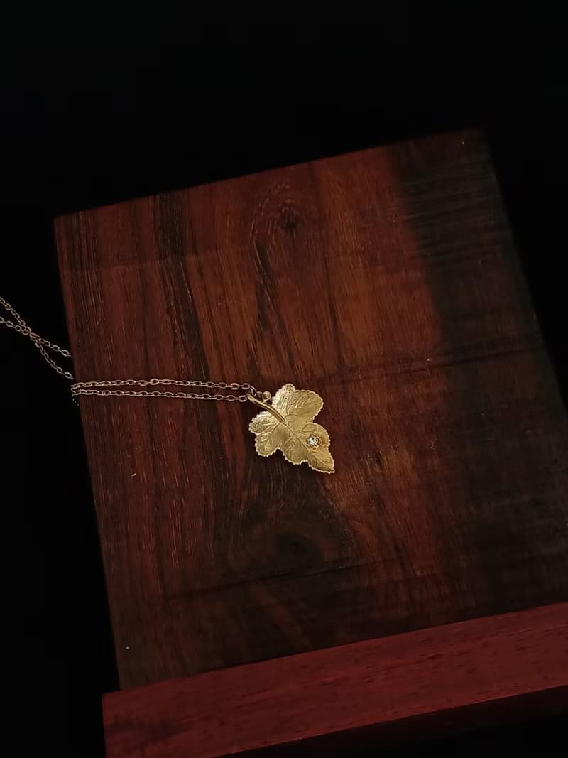 vintage jewelry AVON 典雅金葉萊茵 項鍊