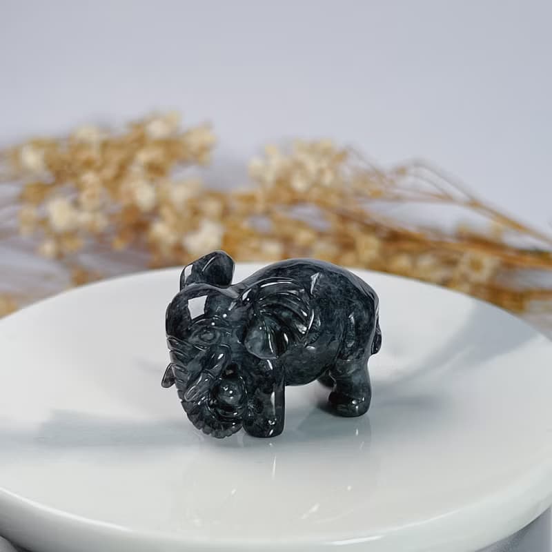 【吉象如意】烏雞翡翠大象擺飾 | 天然緬甸玉A貨翡翠 | 送禮