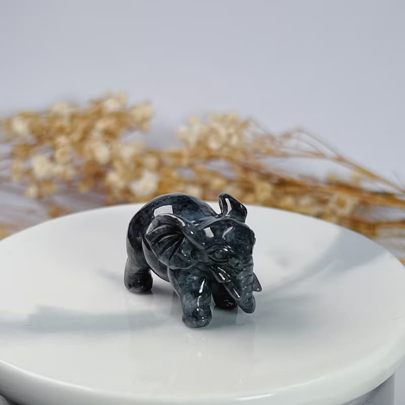 【吉象如意】烏雞翡翠大象擺飾 | 天然緬甸玉A貨翡翠 | 送禮