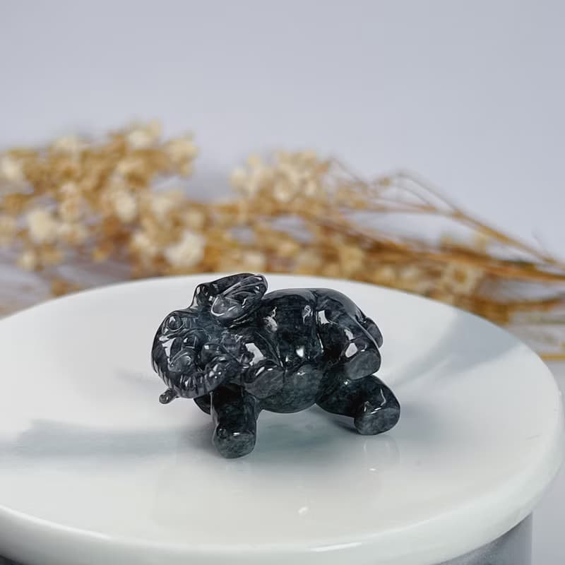 【吉象如意】烏雞翡翠大象擺飾 | 天然緬甸玉A貨翡翠 | 送禮