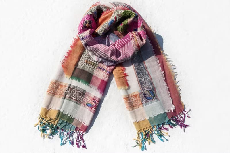 水煮羊毛披肩/針織圍巾/刺繡圍巾/羊絨披巾/喀什米爾Cashmere-花