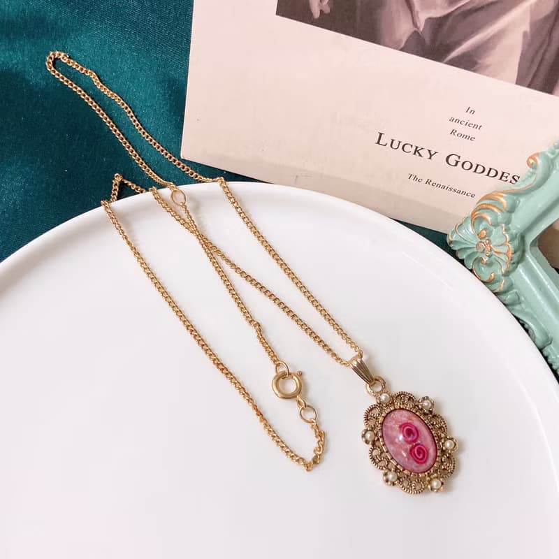 【西洋古董飾品】1949 Sarah Cov 閃爍設計 粉紅珍珠感 項鍊