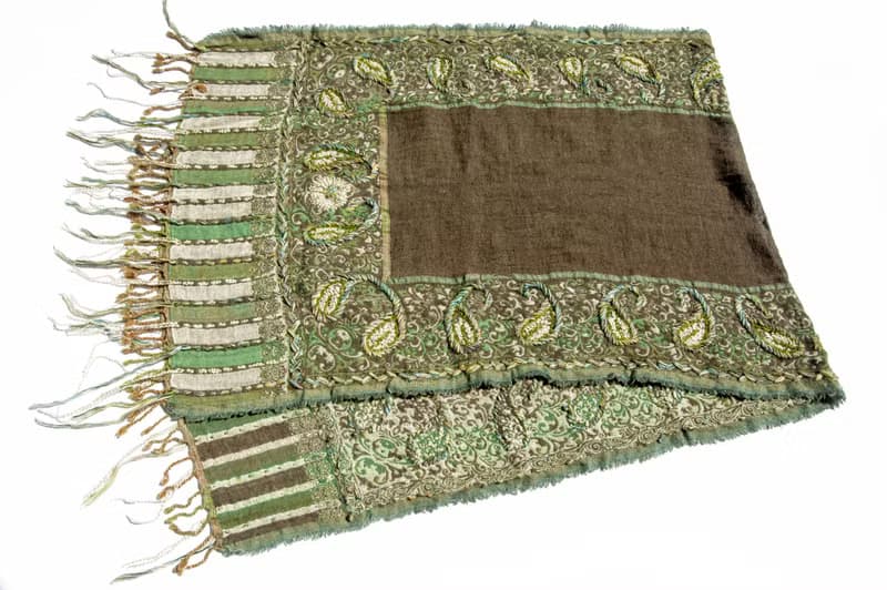 水煮羊毛披肩/針織圍巾/刺繡圍巾/羊絨披巾/喀什米爾Cashmere-花
