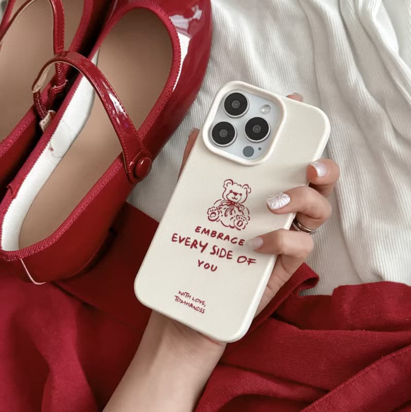 【Huggy Little Teddy*Ivory*】PU皮紋iPhone手機殼