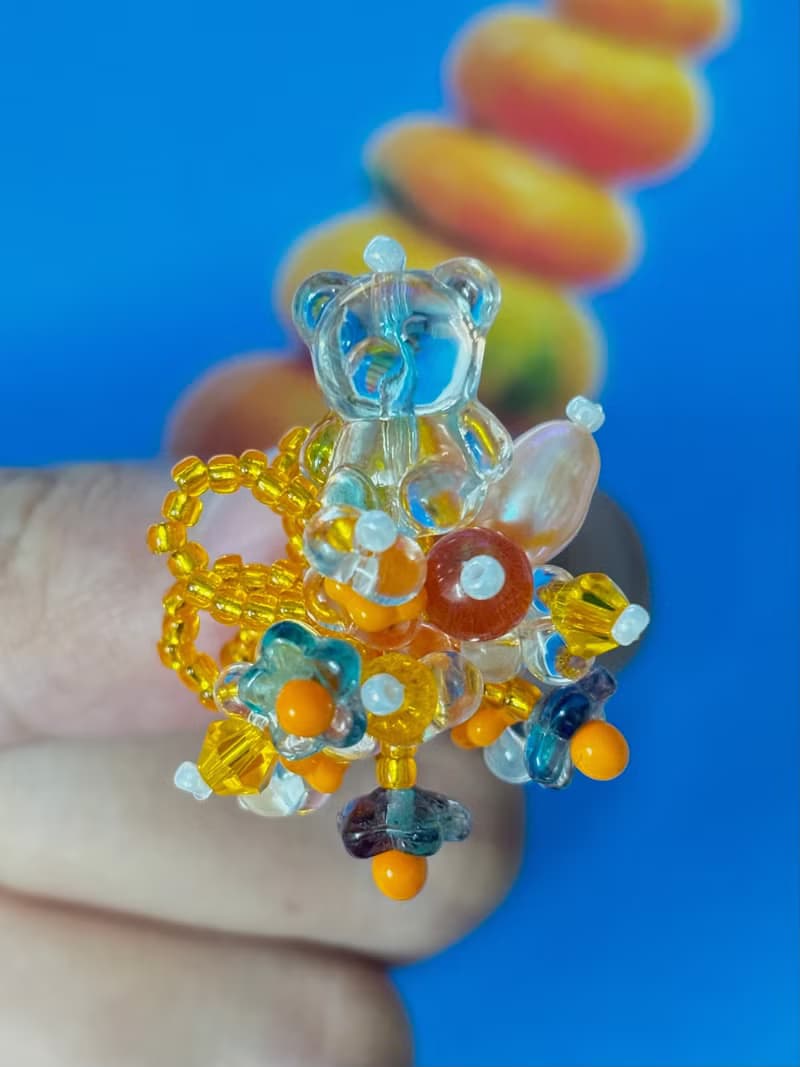 串珠花叢耳釘 原創手作耳飾 串珠花朵耳環 花叢小熊