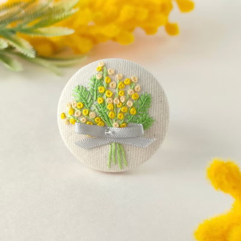 ミモザの花束刺繍ブローチor刺繍ヘアゴム