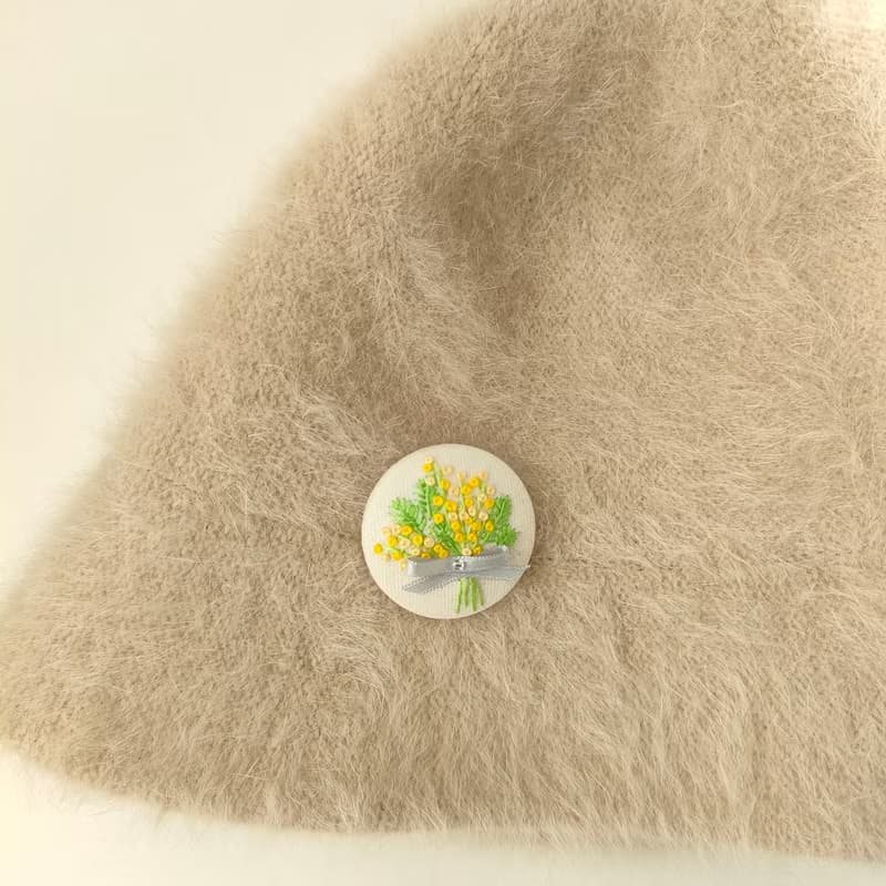 ミモザの花束刺繍ブローチor刺繍ヘアゴム