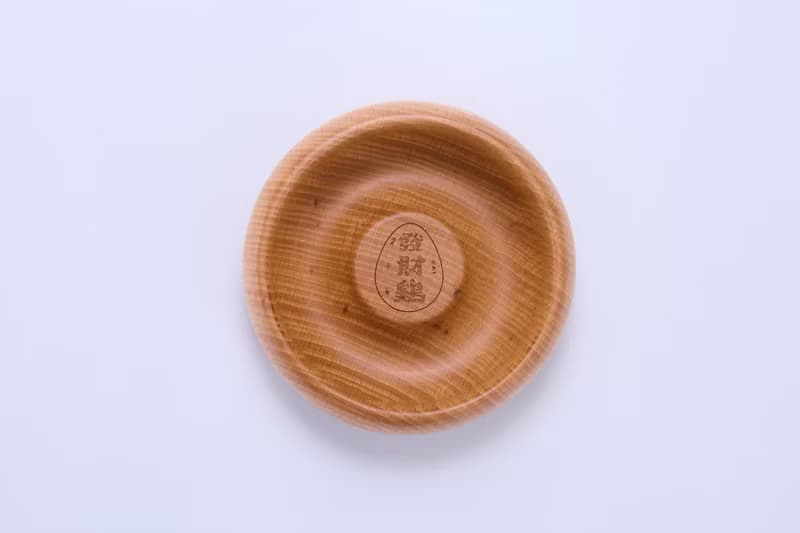 【幫你的小雞升級吧】金雞仔聚寶木座 (加購價630)